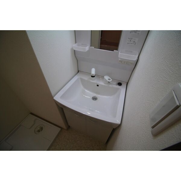 AQUA GALAXYの洗面所|ゆったりとスペースのある洗面所