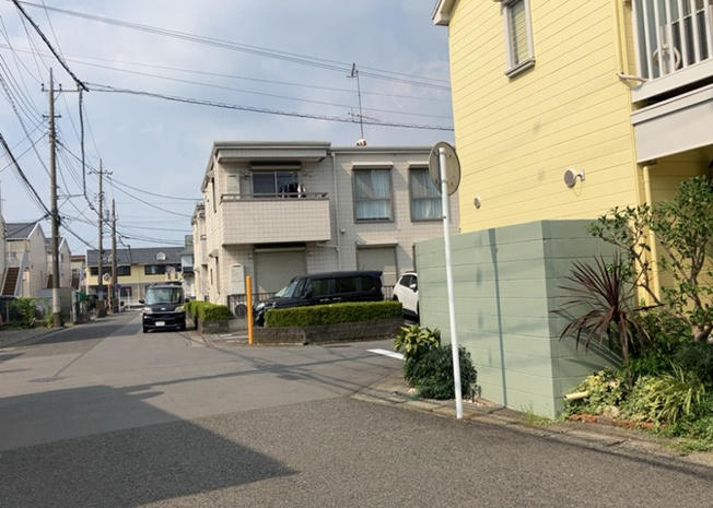 【展望】 | 土地の地勢が高台の場合、景色を綺麗にみることができ、景色にこだわってお家探ししている方におすすめです！また平坦地よりも風通しがいいというメリットがあります。デメリットもあるので是非現地でご確認下さい。