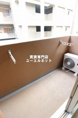 【バルコニー】 | S-FORT江坂LIBERTS | バルコニー付きで採光＆風通し良好！