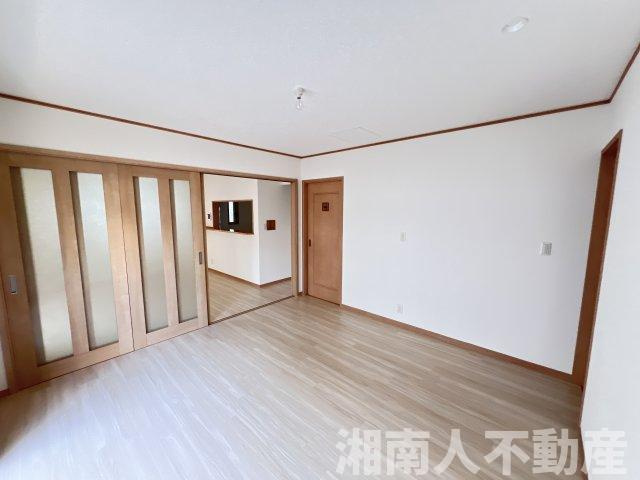 藤沢市円行１丁目戸建ての居間・リビング|ゆったり過ごせる居間です