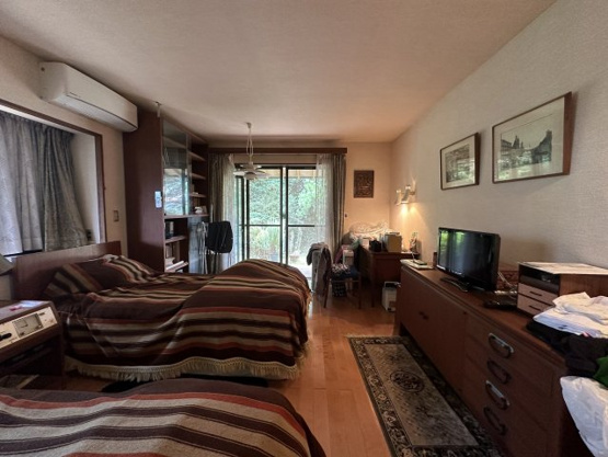 【寝室】 | 伊豆急荻分譲地　戸建