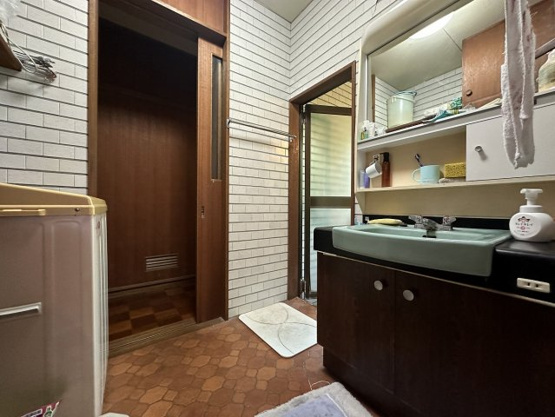 【独立洗面台】 | 伊豆急荻分譲地　戸建