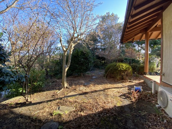 【庭】 | 伊豆急荻分譲地　戸建