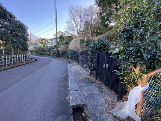 【前面道路含む現地写真】 | 伊豆急荻分譲地　戸建