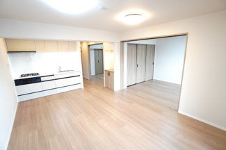 【居間・リビング】 | 【上質リノベ】ポレスター舟入 | 室内（2025年11月1日13：00頃）撮影