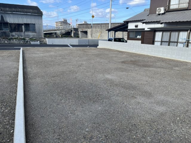 新堀エコタウンの外観