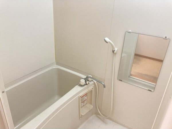 ベレーサ山王の浴室