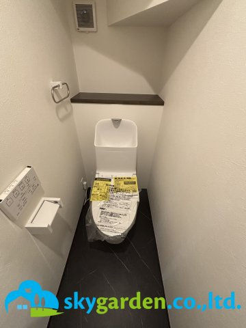 伊勢原市沼目4丁目　新築戸建　全5棟3号棟のトイレ