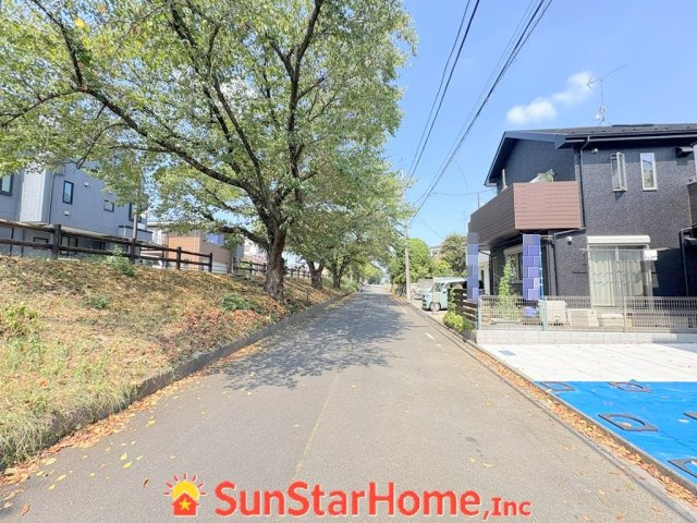【サンスターホーム】福生市南田園　限定1邸の前面道路含む現地写真