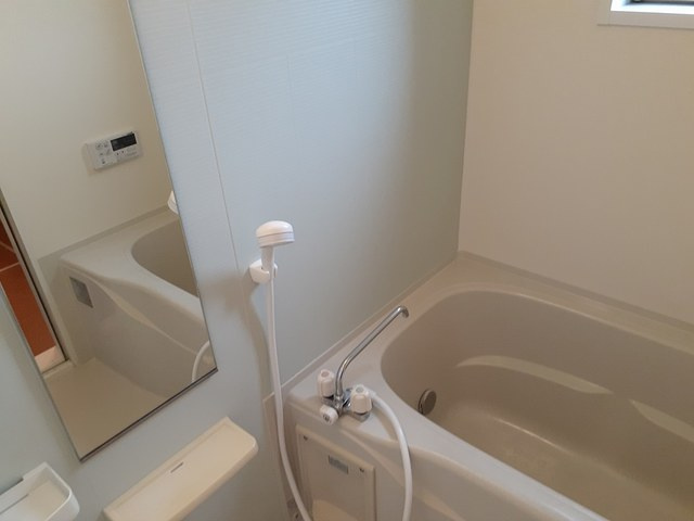 ＫＫハイツの浴室|バス