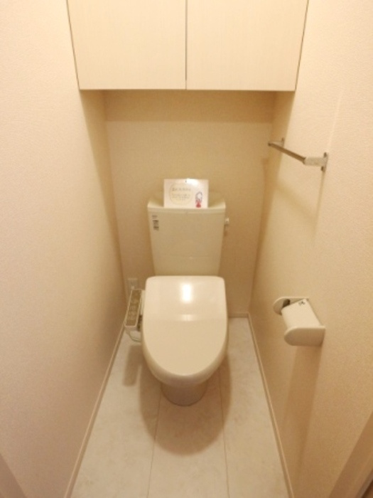 クレストフォーチュン Cのトイレ|温水洗浄便座