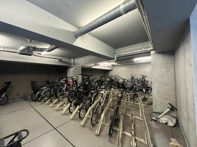 【その他共用部分】 | フレンシア外苑西 | 駐輪場