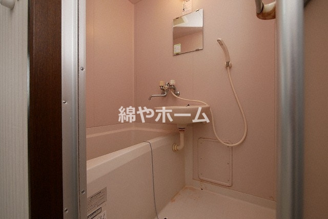 エムロード玉造の浴室|落ち着いた空間のお風呂です