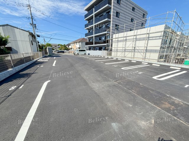 ソフィア21合川の駐車場|駐車スペースもあります♪