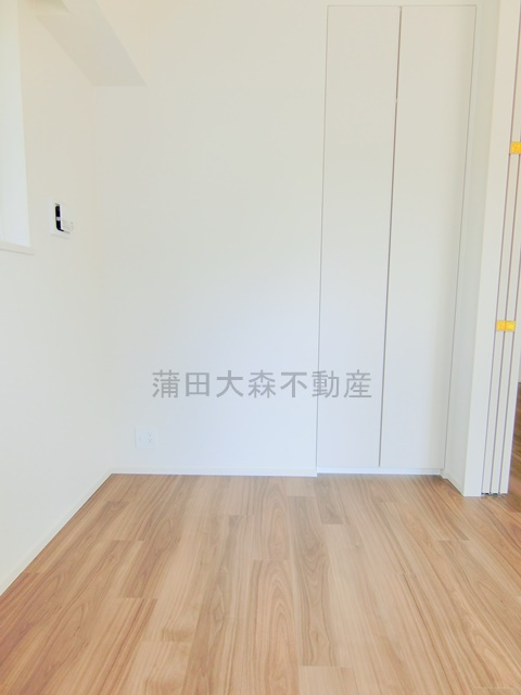 コンフォリア・リヴ大森西の洋室|洋室3.5帖