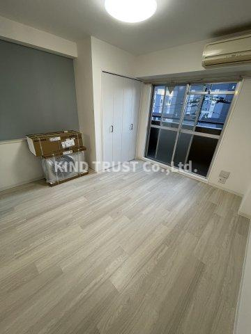 インプルーブ天六の居間・リビング|ゆったりとした居間です