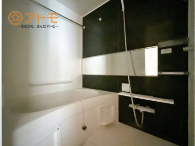 【浴室】 | グリーンタウンぐみ沢 | 広々１坪タイプのゆったり浴室ユニット♪浴室乾燥機付き♪