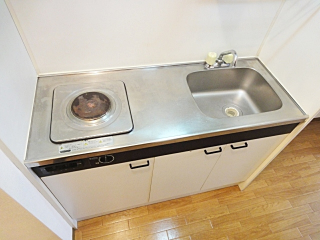 サンクレール逆瀬川のキッチン|きれいなキッチンです