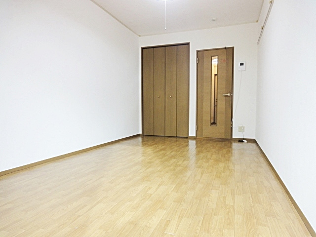 サンクレール逆瀬川の居間・リビング|リビングです