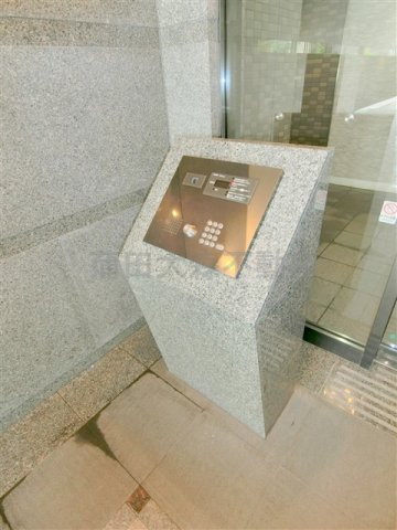 ルーブル西蒲田参番館のエントランス