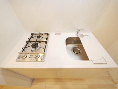 【キッチン】 | アドバンス大阪バレンシア | きれいなキッチンです