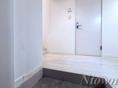 【玄関】 | フォルクローレ名駅西 | 落ち着いた玄関です