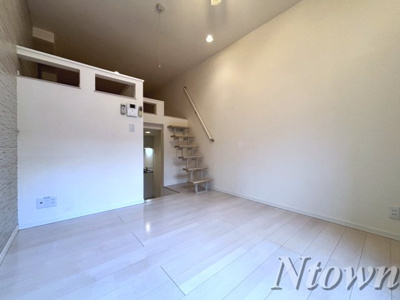 【居間・リビング】 | フォルクローレ名駅西 | 居間です