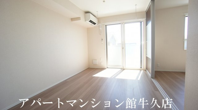 アビタシオンプリュネⅡの居間・リビング