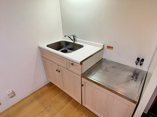 カーサＯＺＯＮＯBの居間・リビング