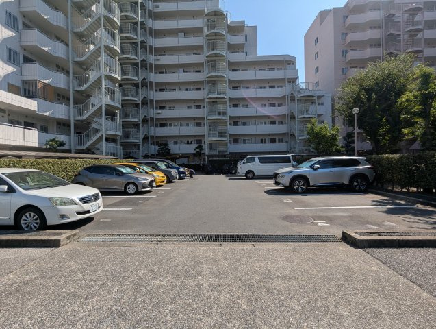 ツインシティ1番館エトランズ東砂の駐車場