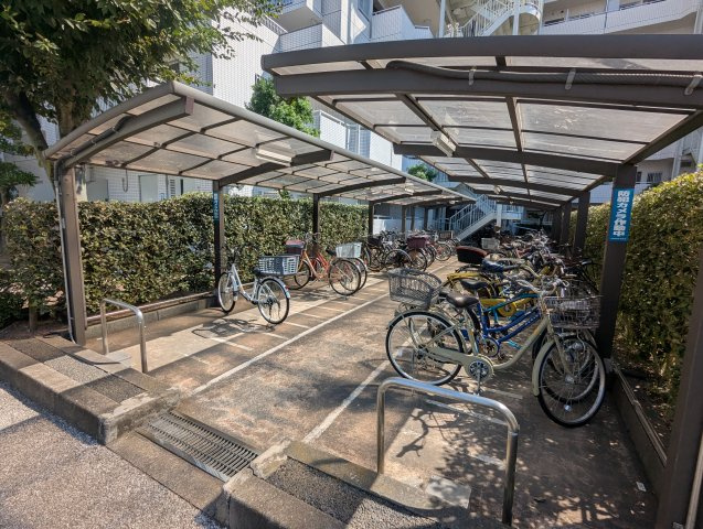 ツインシティ1番館エトランズ東砂の駐車場