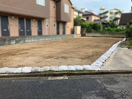 広島市南区東霞町の前面道路含む現地写真