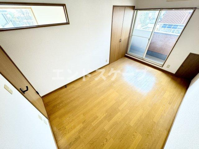 ウエストゲートホームⅢの洋室|高崎、前橋、伊勢崎エリアのお部屋探しはエンドスケープまで！お客様の理想お聞かせ下さい♪