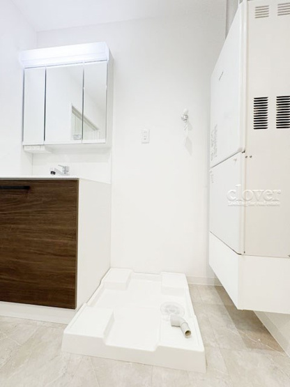 【ランドリースペース】 | エクセルシオール世田谷桜丘 | 防水パン（洗濯機置き場）