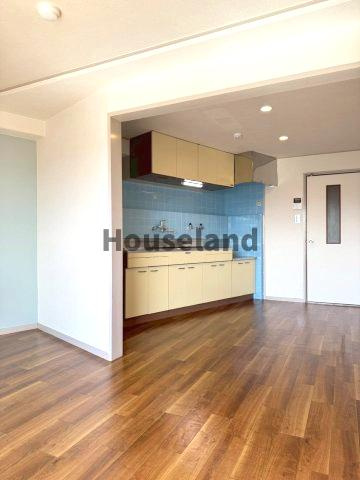 ラピュタ宮前の居間・リビング