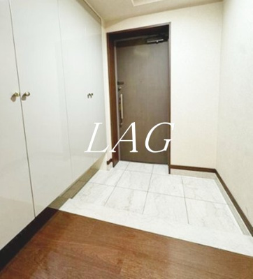 【玄関】 | アデニウム大森山王 | 玄関です。