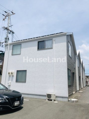 ヴィラージュ野崎の外観