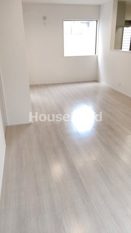 ヴィラージュ野崎の居間・リビング