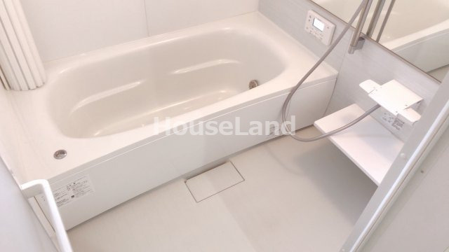 ヴィラージュ野崎の浴室