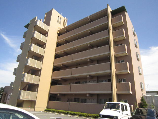 スリーメープル