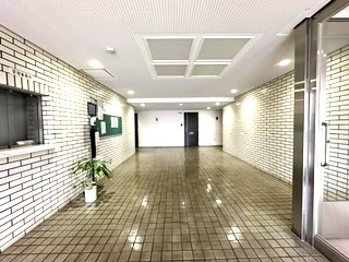 ゾンネンハイム方南町のエントランス