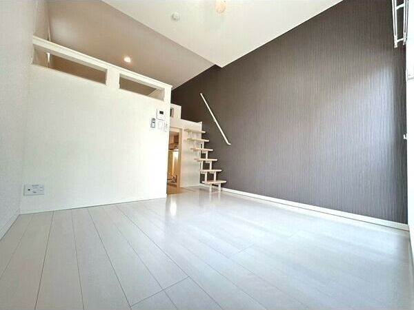 HAL FLATSの居間・リビング