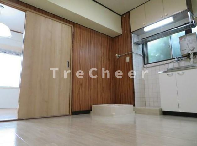 文化ビルの内装