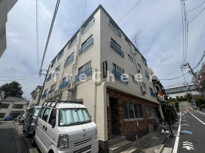 文化ビルの外観