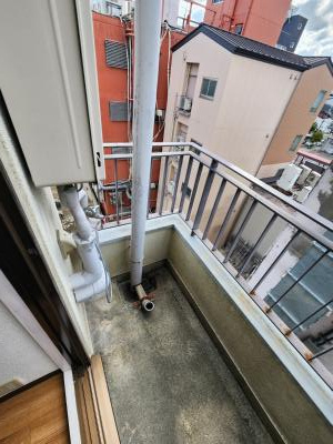 コーポ土山の設備|洗濯機はバルコニーに設置可