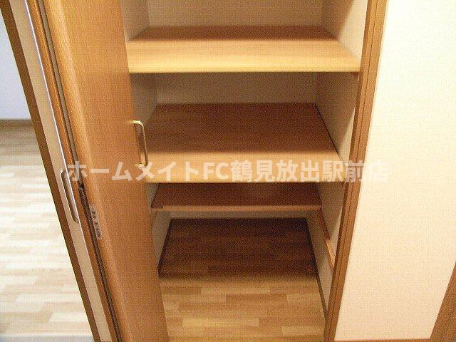 スカイタワー鶴見緑地の収納