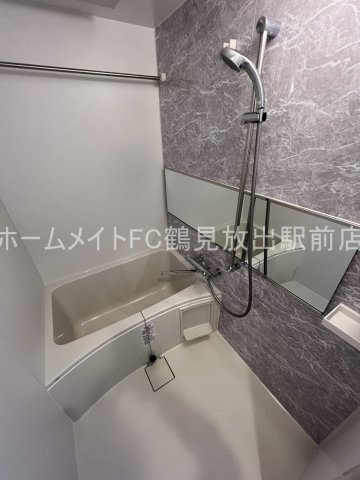 大阪市城東区鴫野東２丁目の賃貸マンションの浴室