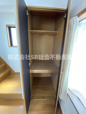 寿町1丁目中古戸建の収納|こまごまとしたものを収納できそうですね