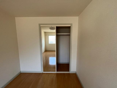 【収納】 | スカイコーポ垣生 | 洋室収納（イメージ）