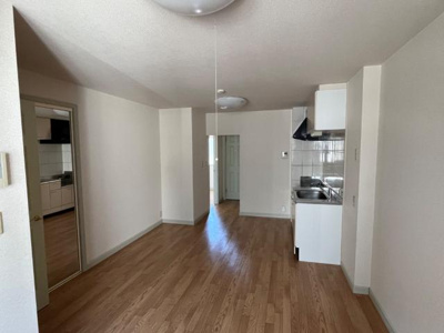 【居間・リビング】 | スカイコーポ垣生 | リビング（イメージ）